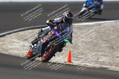 media/Nov-02-2025-Lets Ride (Sun) [[f7a3caa734]]/B Group/1220pm (Turn 2 Outside)/